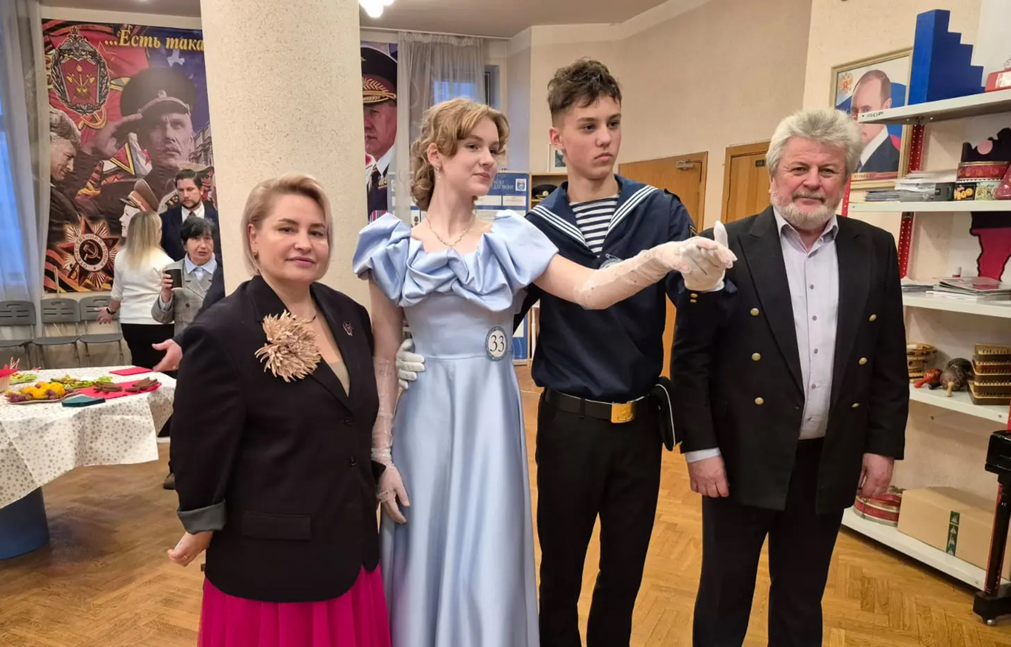 Тверские школьники победили на новогоднем кадетско-юнармейском балу в Москве