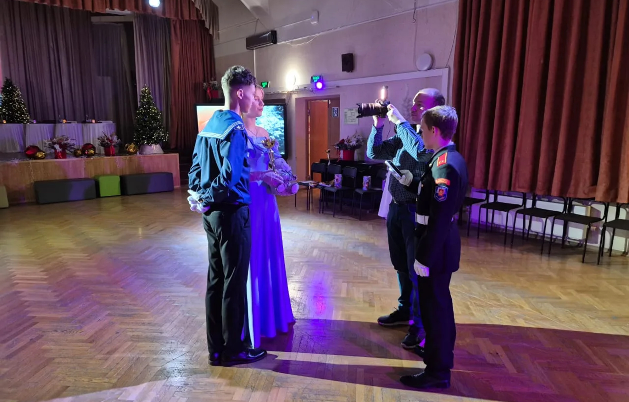 Тверские школьники победили на новогоднем кадетско-юнармейском балу в Москве