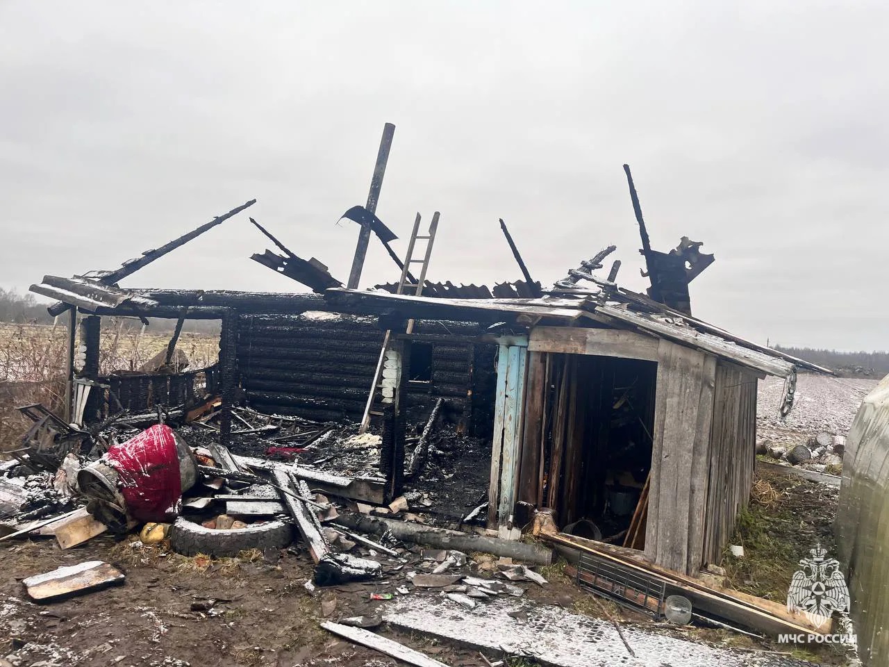 В Тверской области сгорела дотла баня