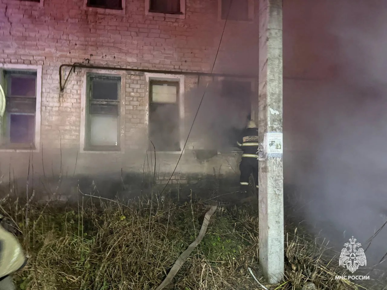 В Твери из пожара спасли 10 человек