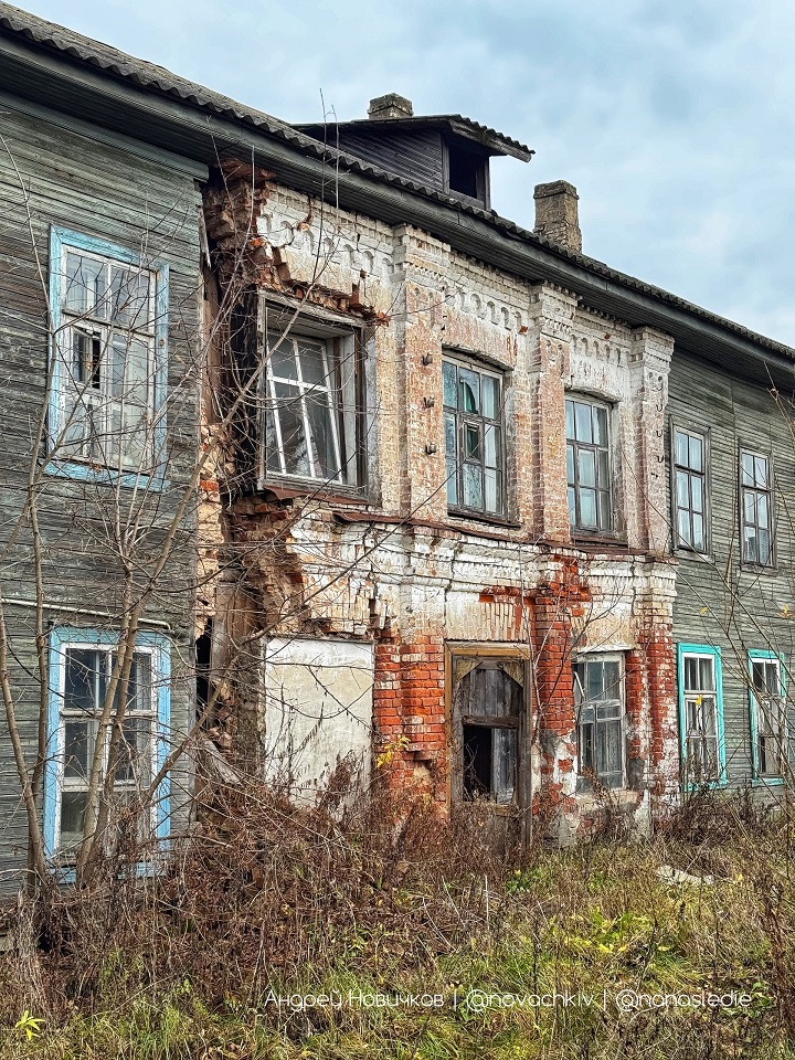 В Тверской области разрушается дом Ожегова