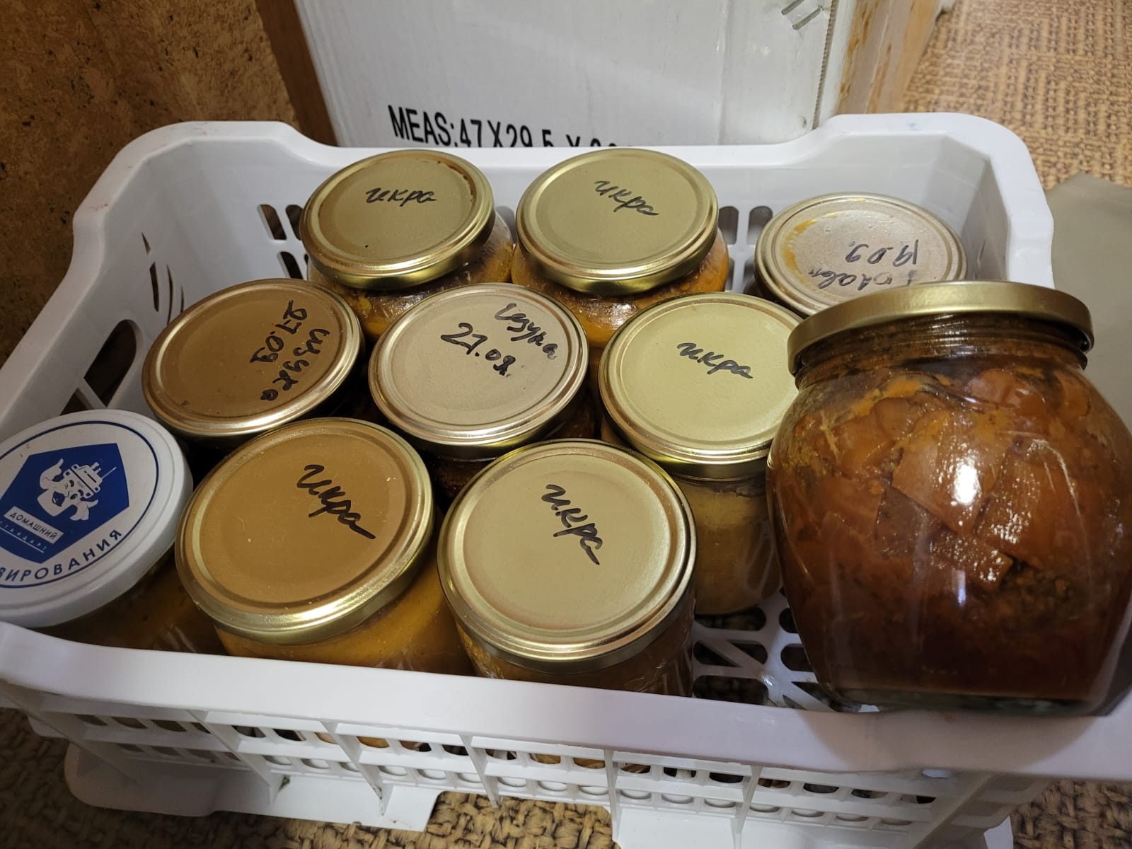 Жители городка в Тверской области не смогли вместить в «КамАЗ» помощь бойцам