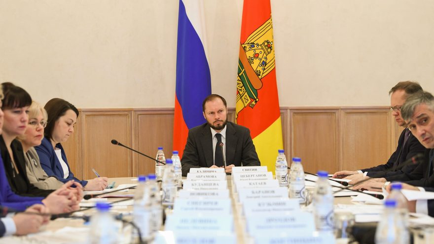 Виталий Королев провёл заседание антинаркотической комиссии в Тверской области