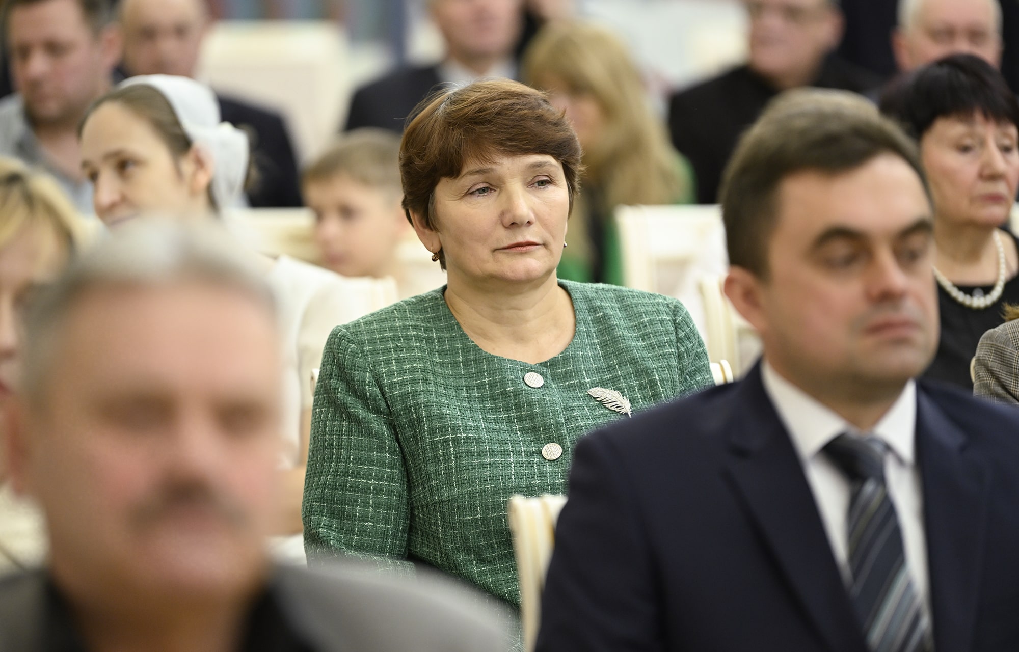 В День Конституции Российской Федерации Виталий Королев вручил государственные и региональные награды жителям Тверской области