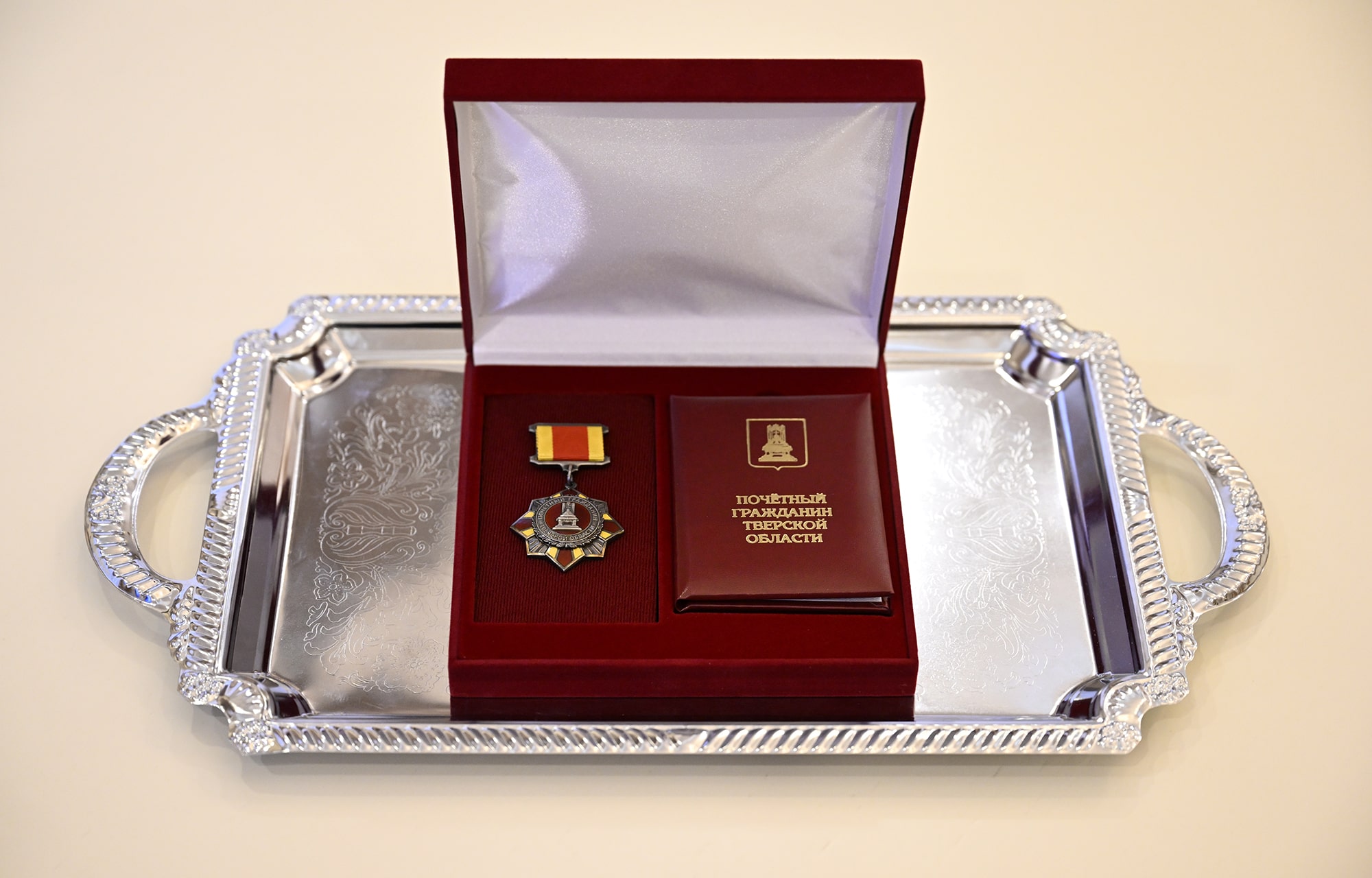 Виталий Королев обсудил с Ильей Ковальчуком перспективы развития хоккея в Тверской области