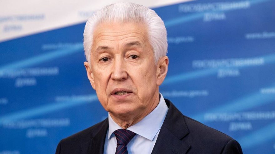 Владимир Васильев: Обращаясь к депутатам, президент призвал при принятии законов думать, как они скажутся на жизни людей