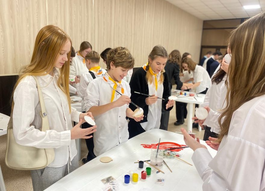 волонтеров