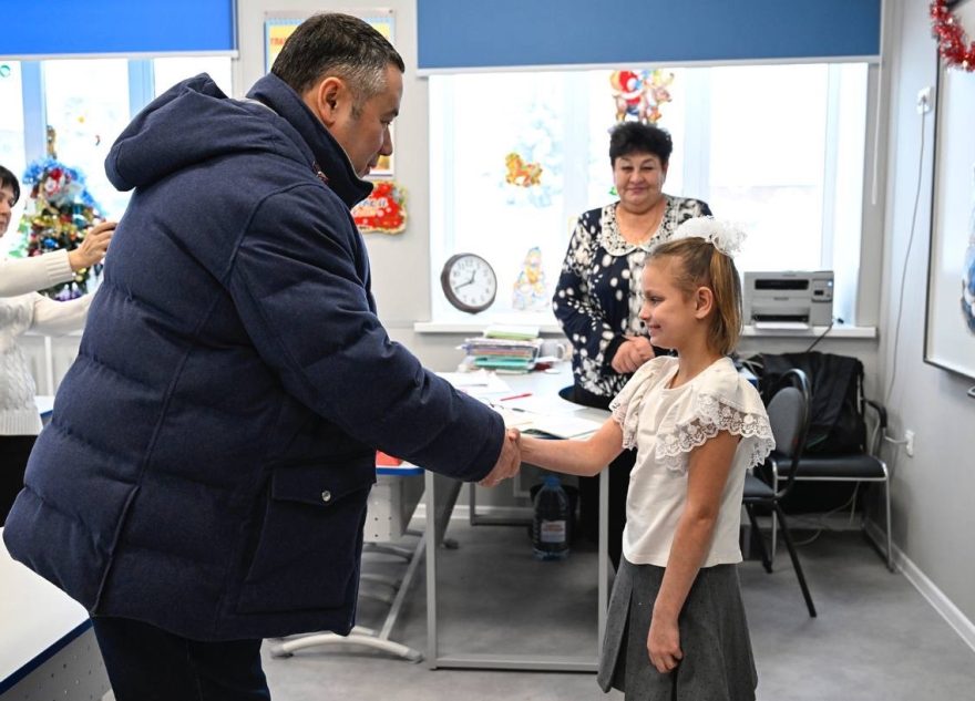 Полпред Президента РФ в СЗФО Игорь Руденя исполнил мечту девочки из Тверской области