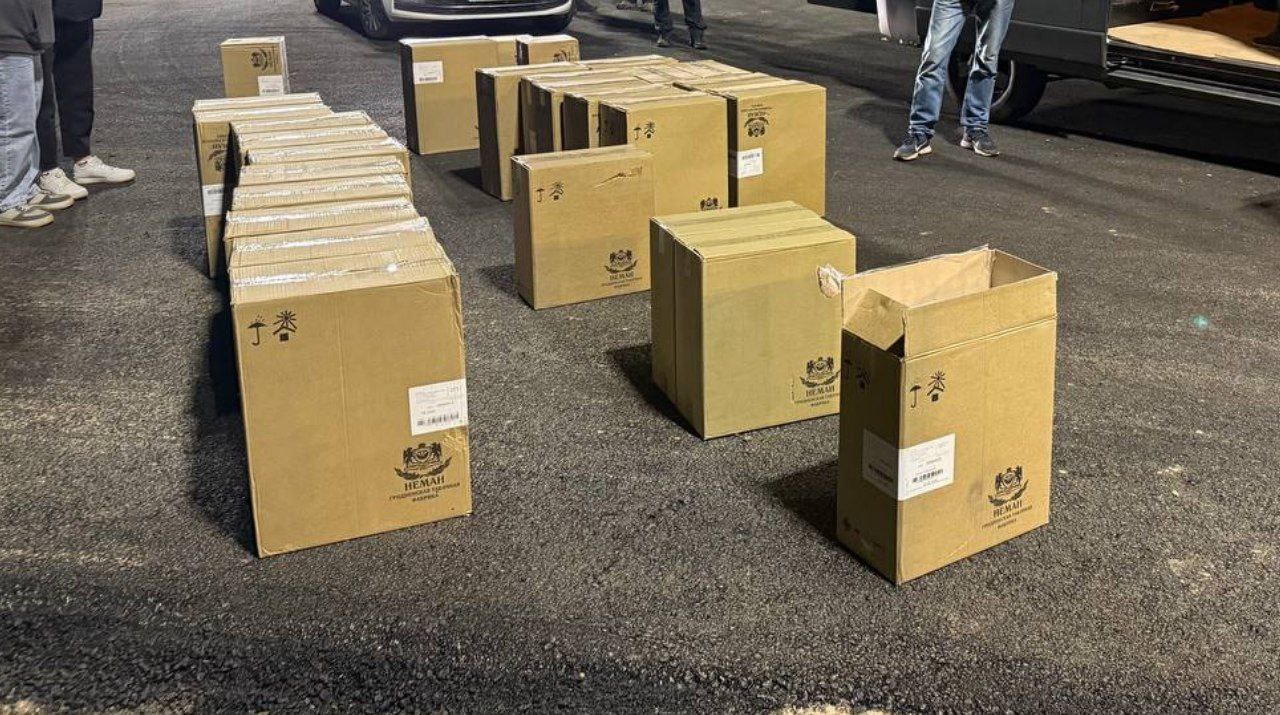 В Тверской области задержали предпринимателя, торгующего контрафактными сигаретами и алкоголем