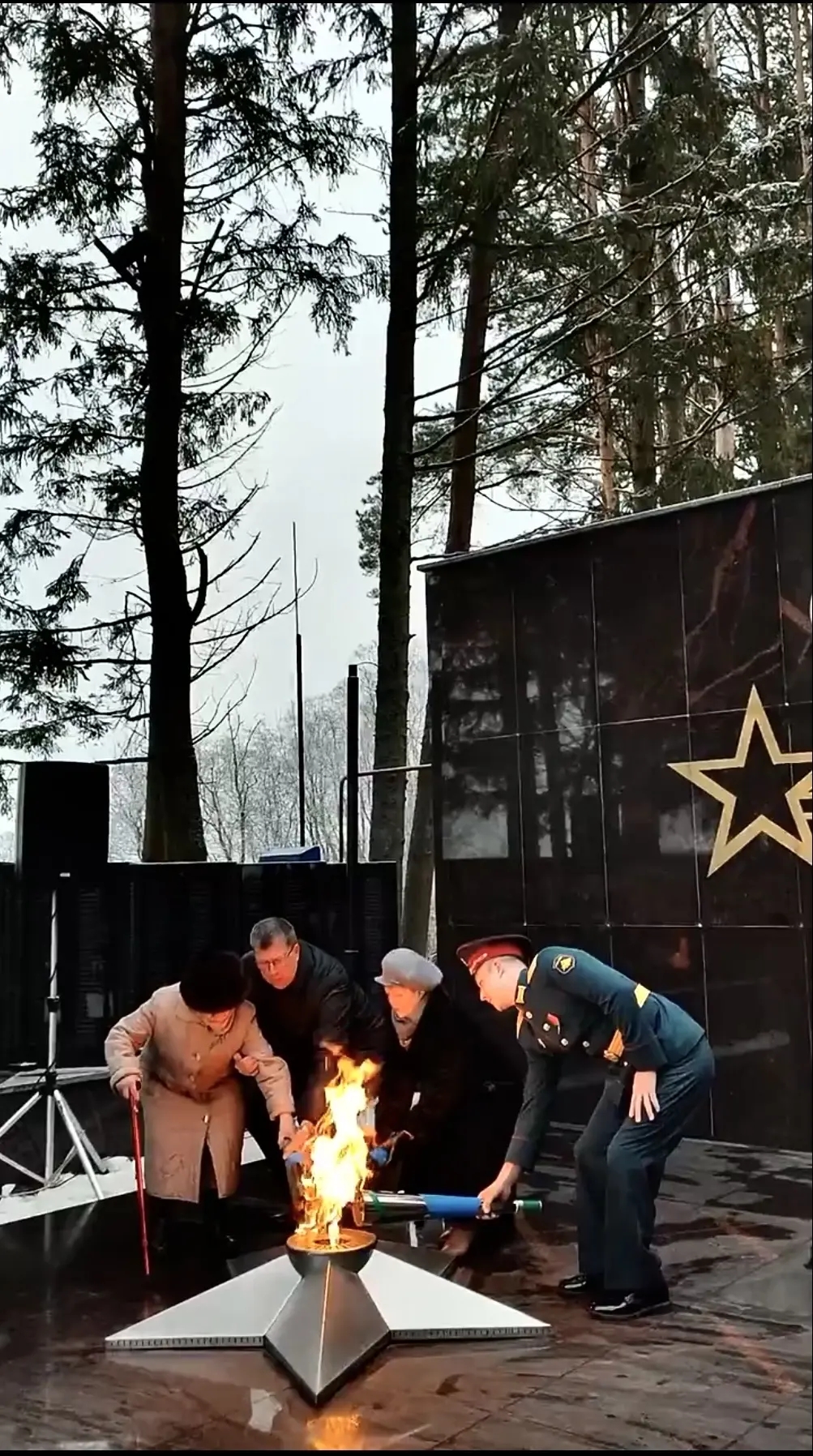 На мемориале в Тверской области впервые зажгли Вечный огонь