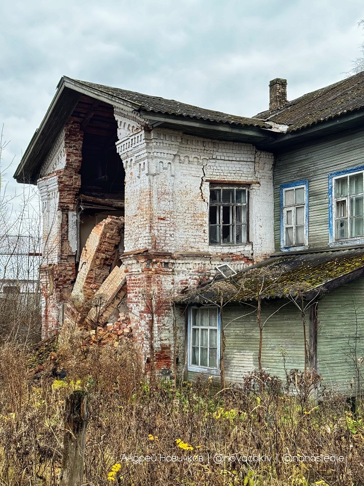 В Тверской области разрушается дом Ожегова