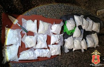 На трассе в Тверской области задержали группу межрегиональных наркокурьеров межрегиональных