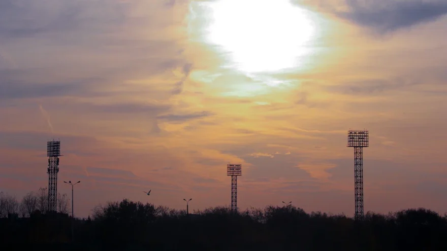 На Землю обрушатся сильные магнитные бури