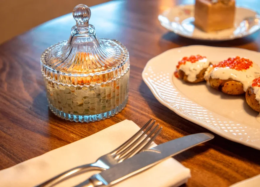 новогодний стол