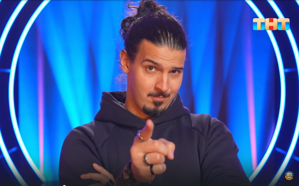 "Горшок" из Тверской области ворвался в финал шоу "Ярче звезд"