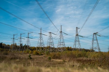 Виталий Королев поздравил работников и ветеранов энергетического комплекса Тверской области энергетического