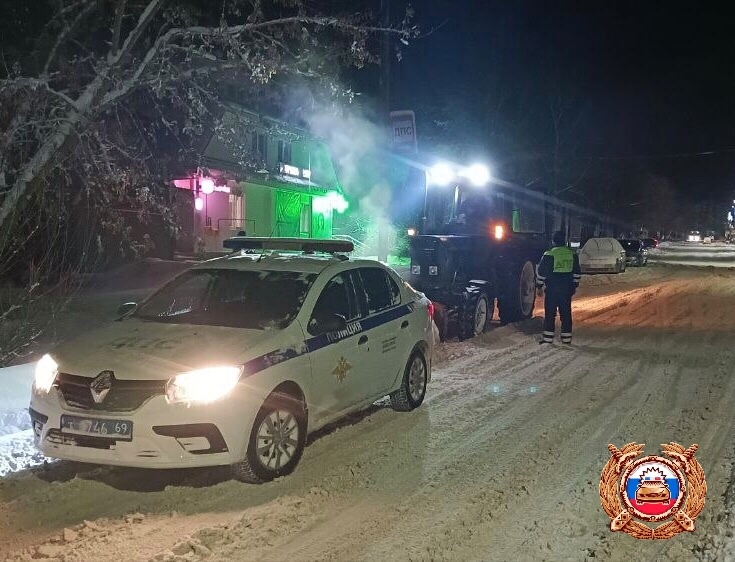 В Тверской области водителей призывают ограничить поездки