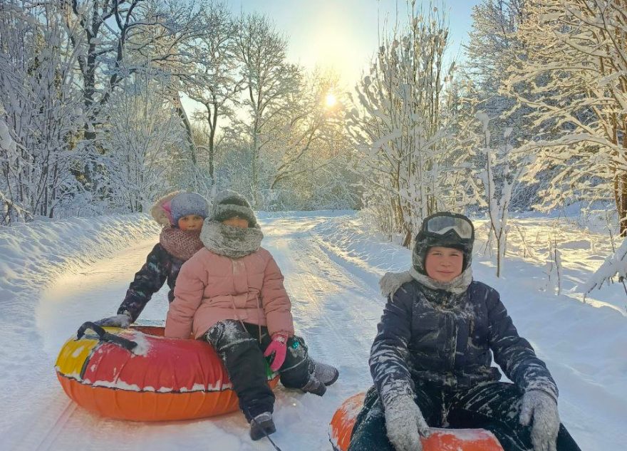 Для детей в Оленино провели игры на свежем воздухе