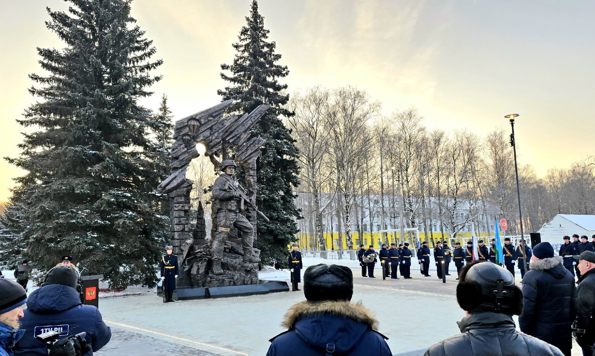 Скульптор Ржевского мемориала стал автором памятников десантникам