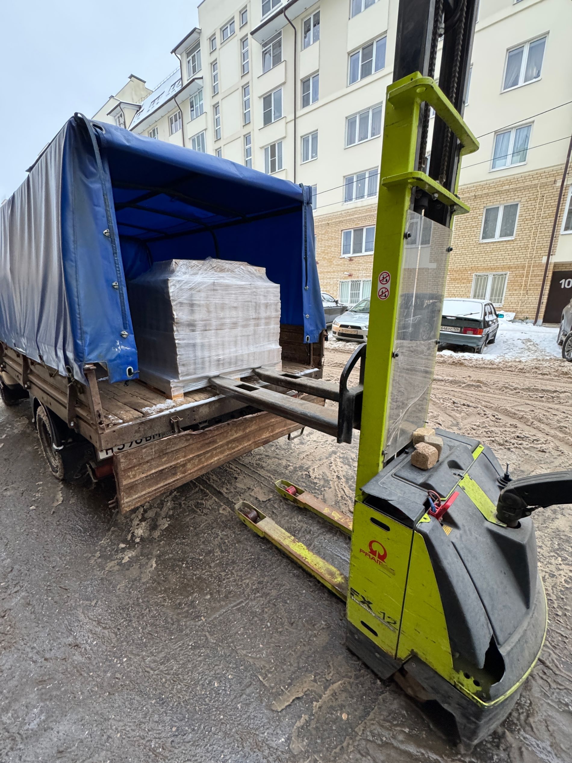 Вышел в свет уникальный альбом деревенского фотографа из Тверской области