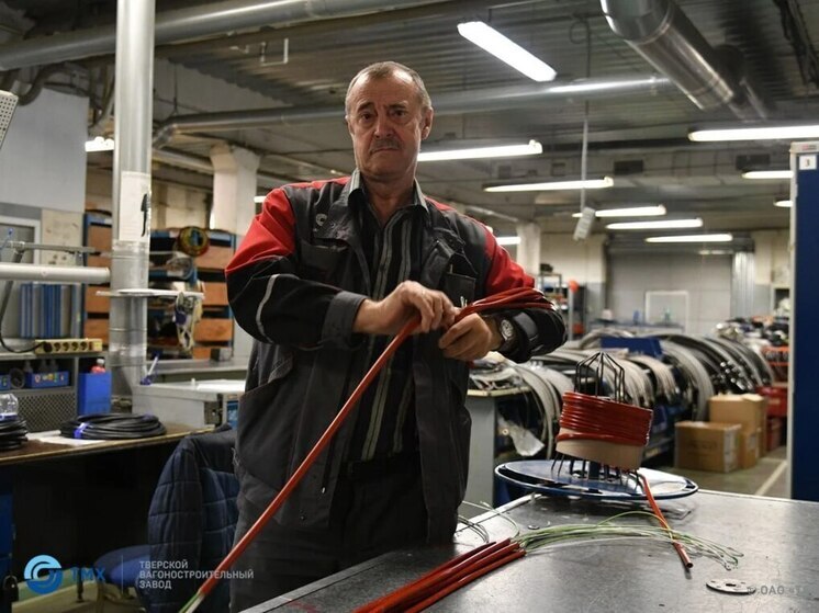 В Торжокском районе похоронили погибшего на СВО Евгения Образцова