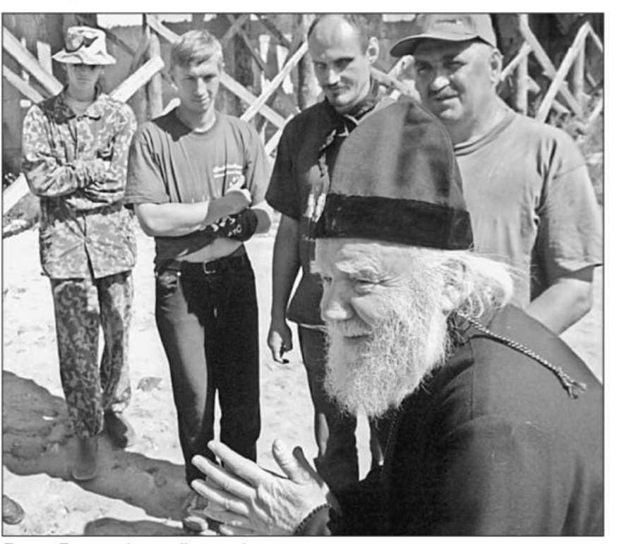 В Твери усилили расчистку улиц из-за снегопадов