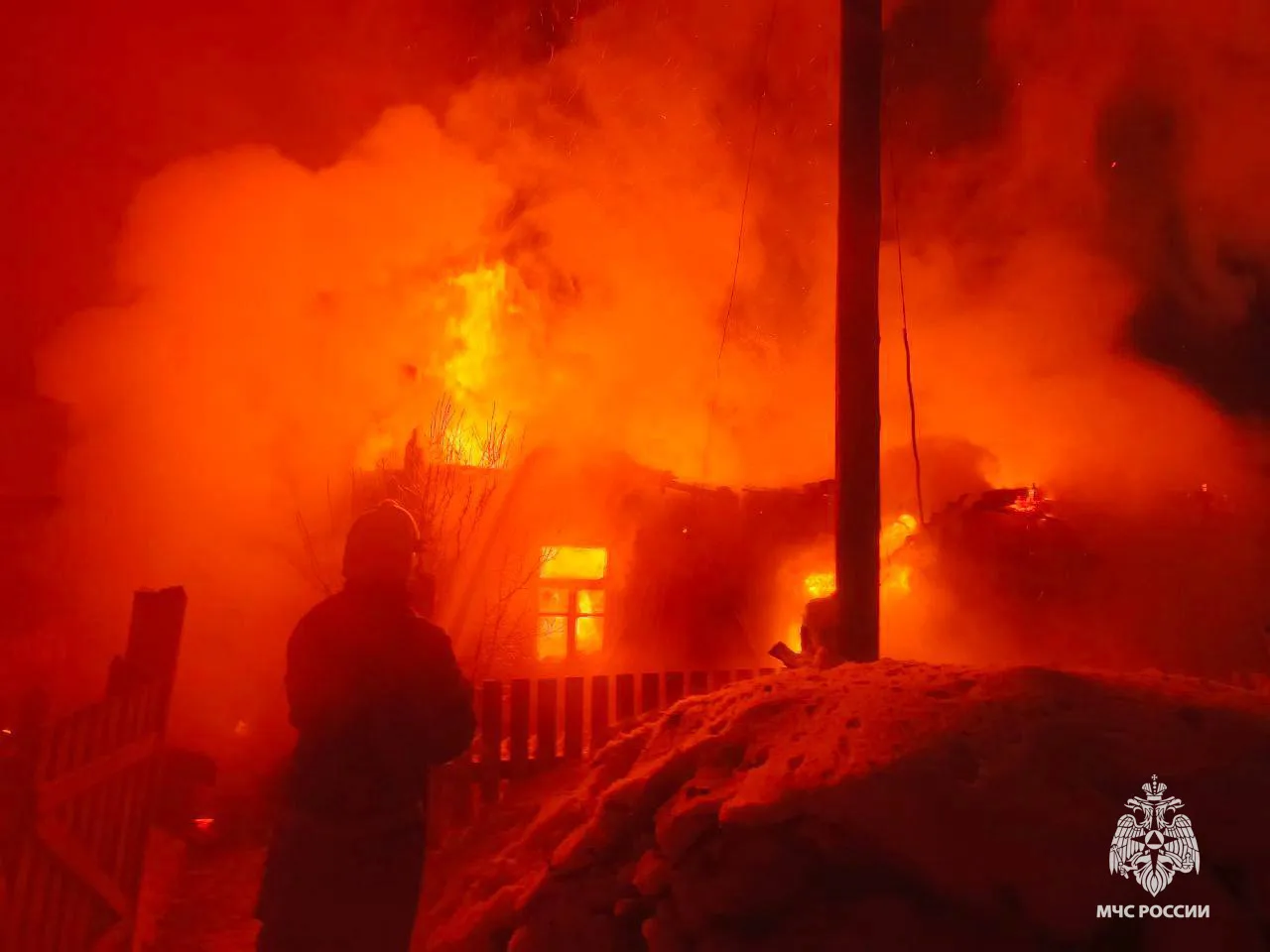 Во время пожара в Тверской области погибли люди