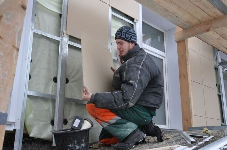 В Лихославльском округе продолжается капитальный ремонт многоквартирных домов