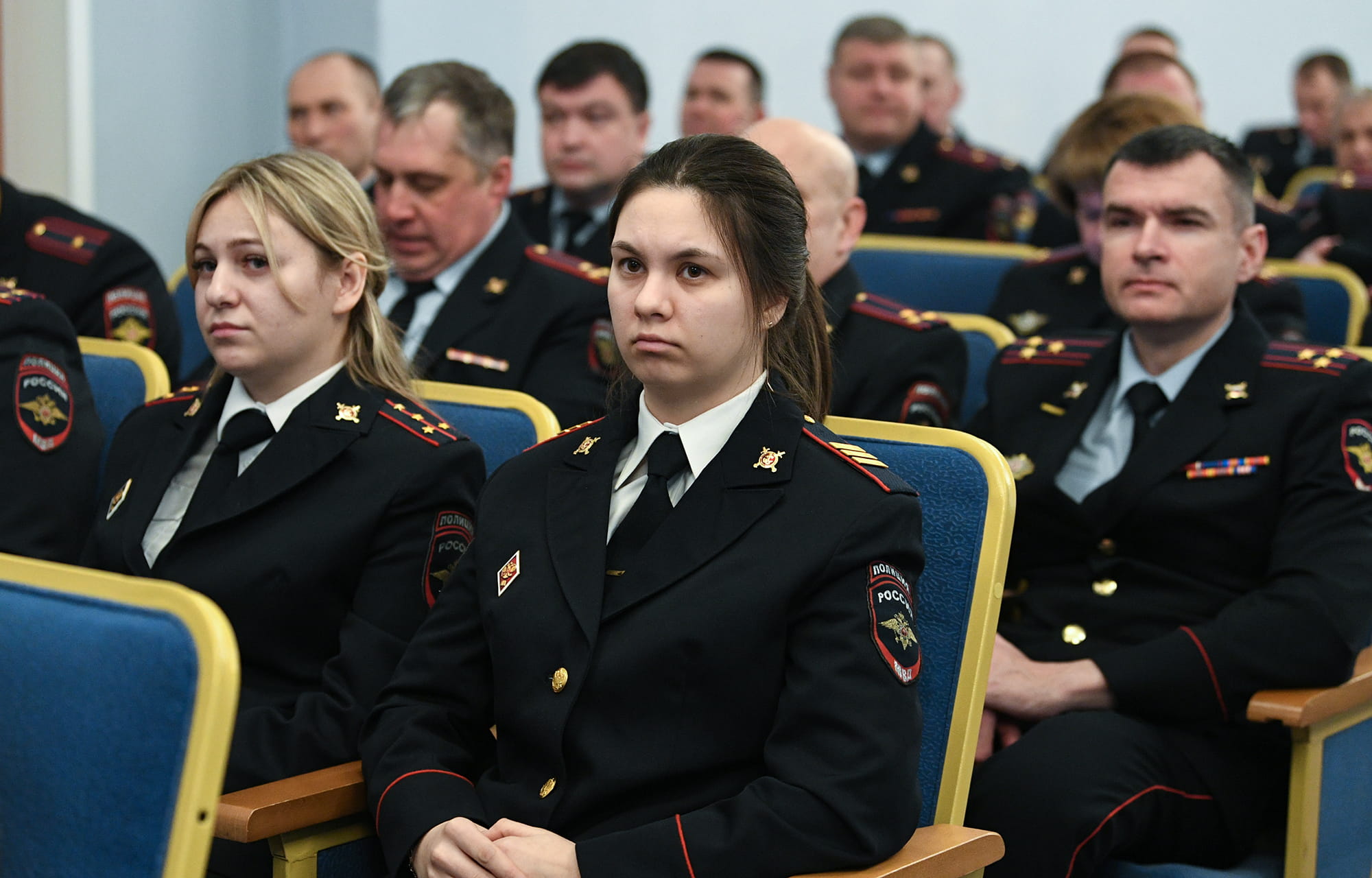 Виталий Королев вручил новый служебный транспорт полицейским Тверской области