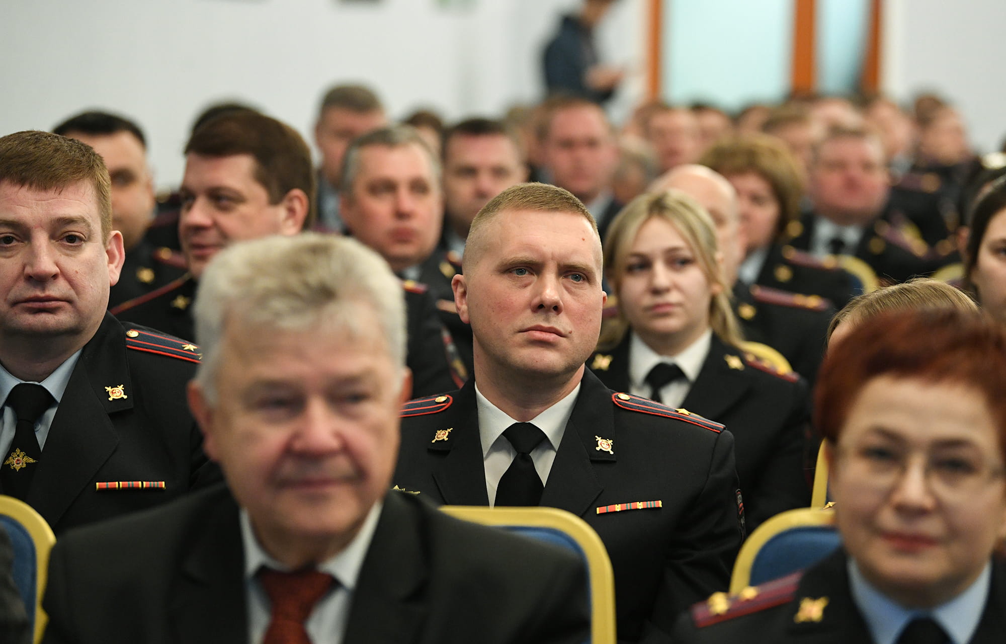 Виталий Королев вручил новый служебный транспорт полицейским Тверской области