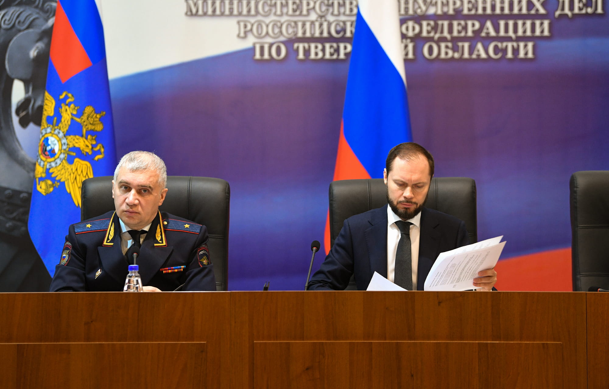 Виталий Королев вручил новый служебный транспорт полицейским Тверской области