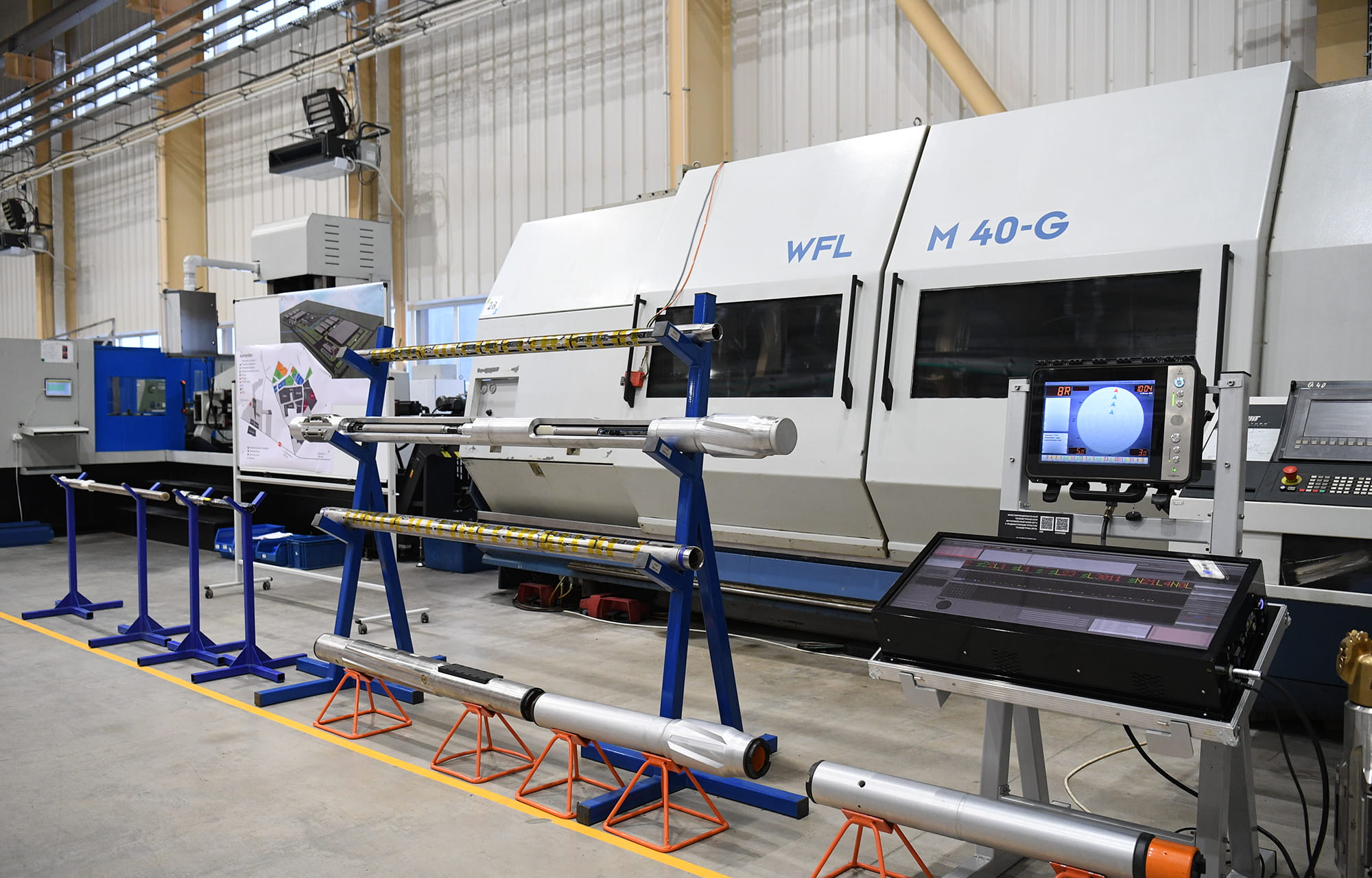 Денис Мантуров и Виталий Королев ознакомились с работой инновационных промышленных предприятий Тверской области