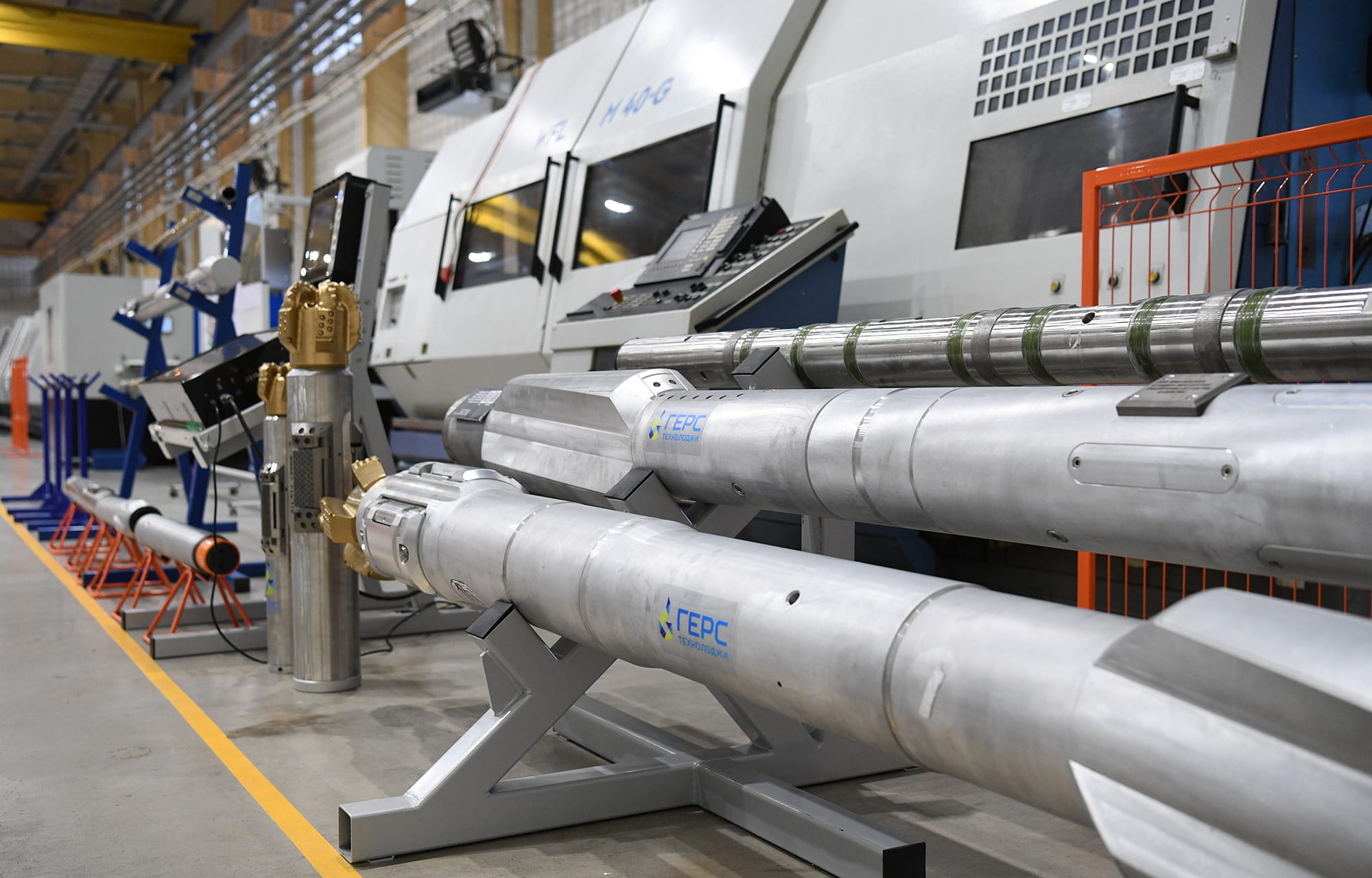 Денис Мантуров и Виталий Королев ознакомились с работой инновационных промышленных предприятий Тверской области