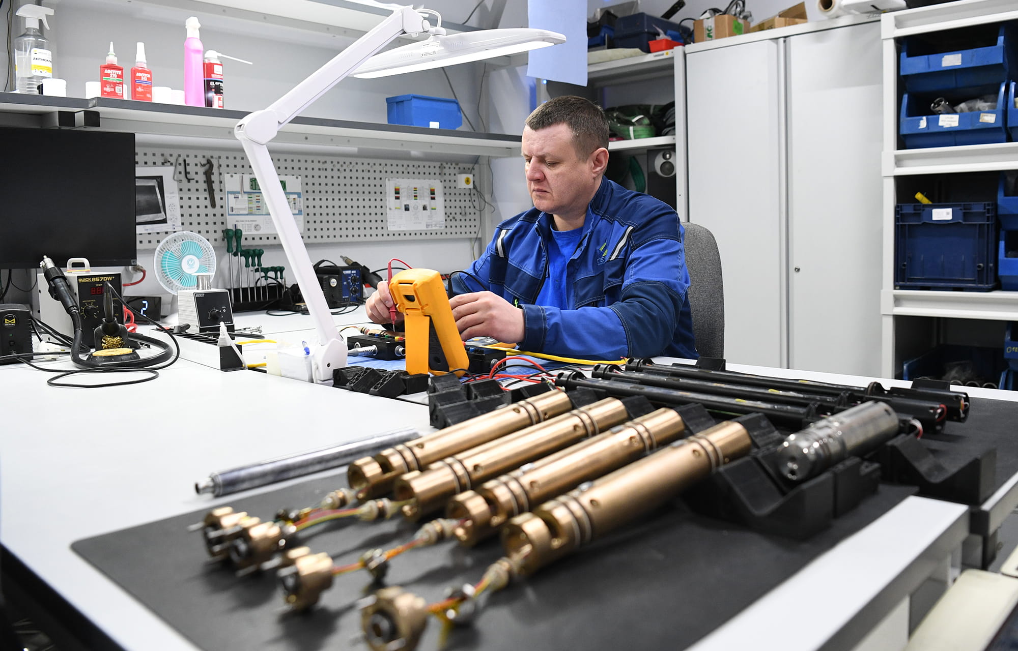 Денис Мантуров и Виталий Королев ознакомились с работой инновационных промышленных предприятий Тверской области