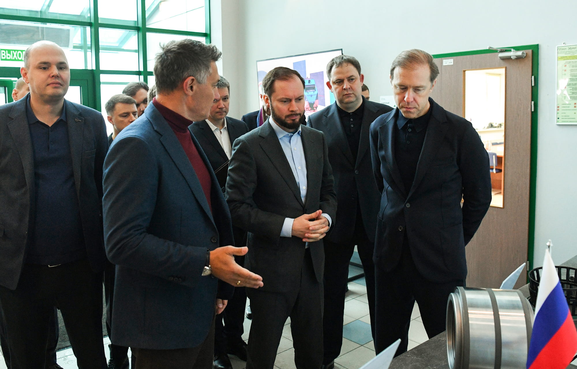 Денис Мантуров и Виталий Королев ознакомились с работой инновационных промышленных предприятий Тверской области