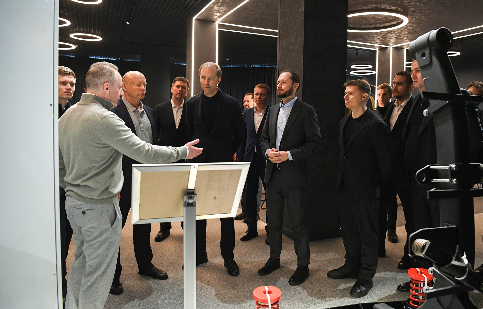 Денис Мантуров и Виталий Королев ознакомились с работой инновационных промышленных предприятий Тверской области