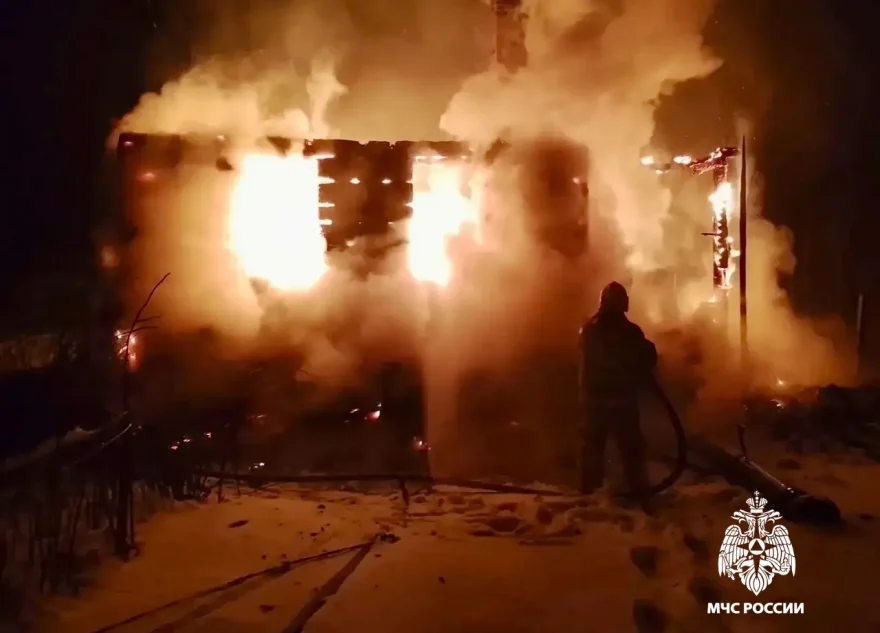 Мужчина и женщина погибли на пожаре в Тверской области