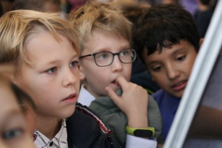 Минпросвещения разъяснило порядок применения оценки за поведение в школах оценки