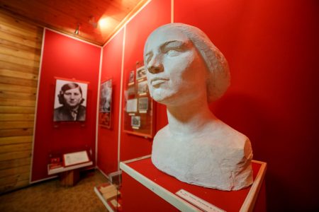 Глава региона Виталий Королев поздравил жителей Пено с днём освобождения территории от немецко-фашистских захватчиков