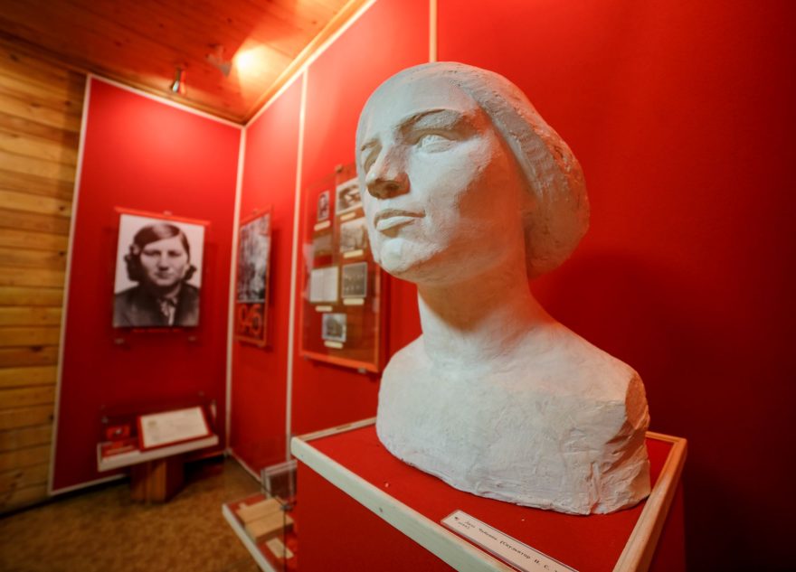 Глава региона Виталий Королев поздравил жителей Пено с днём освобождения территории от немецко-фашистских захватчиков