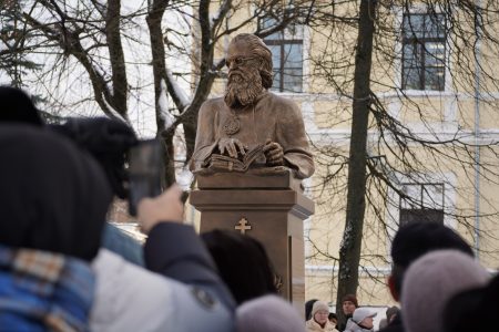 В Твери открыли бюст святителю Луке Крымскому