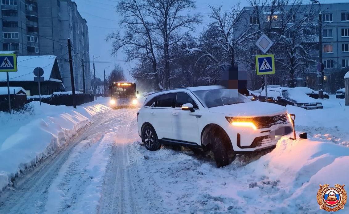 Подростки испортили новую спортплощадку в Тверской области