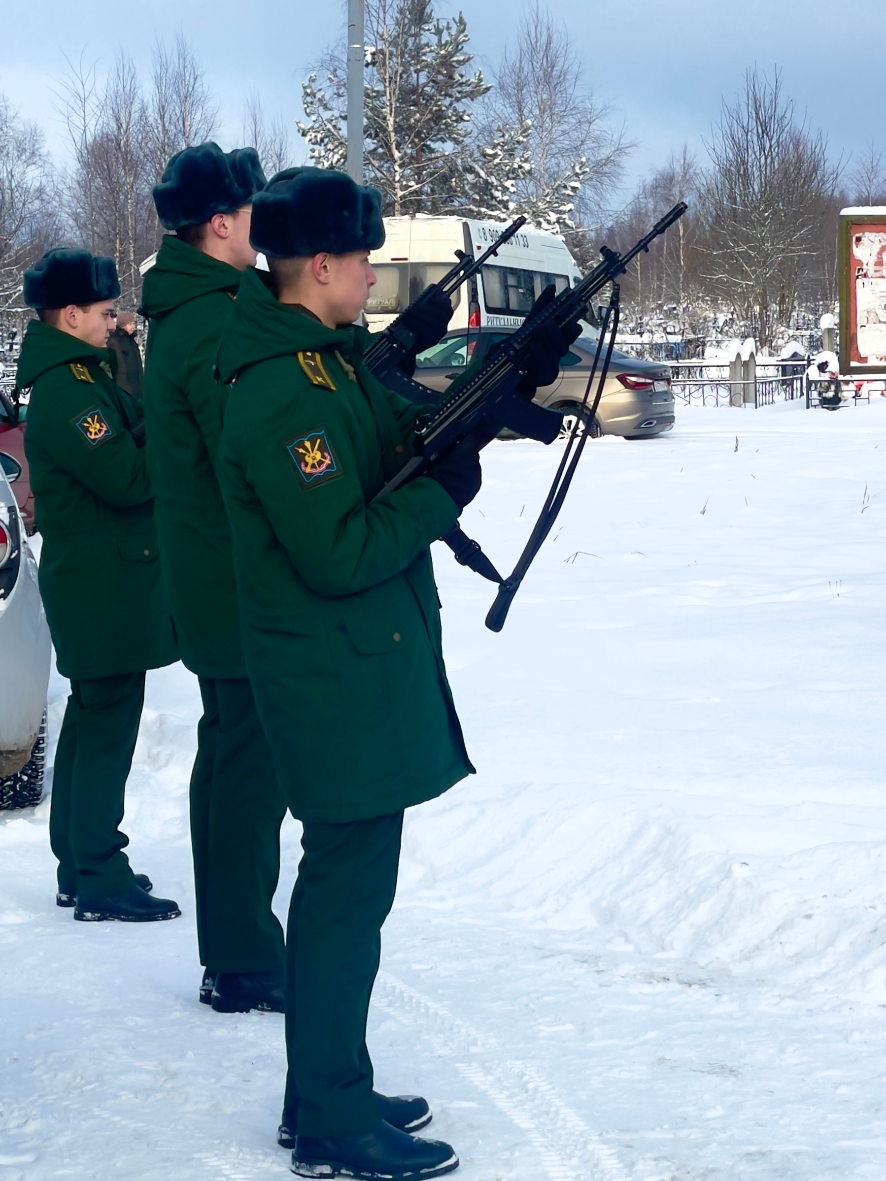 В Тверской области проводили в последний путь старлея Арсения Андреева