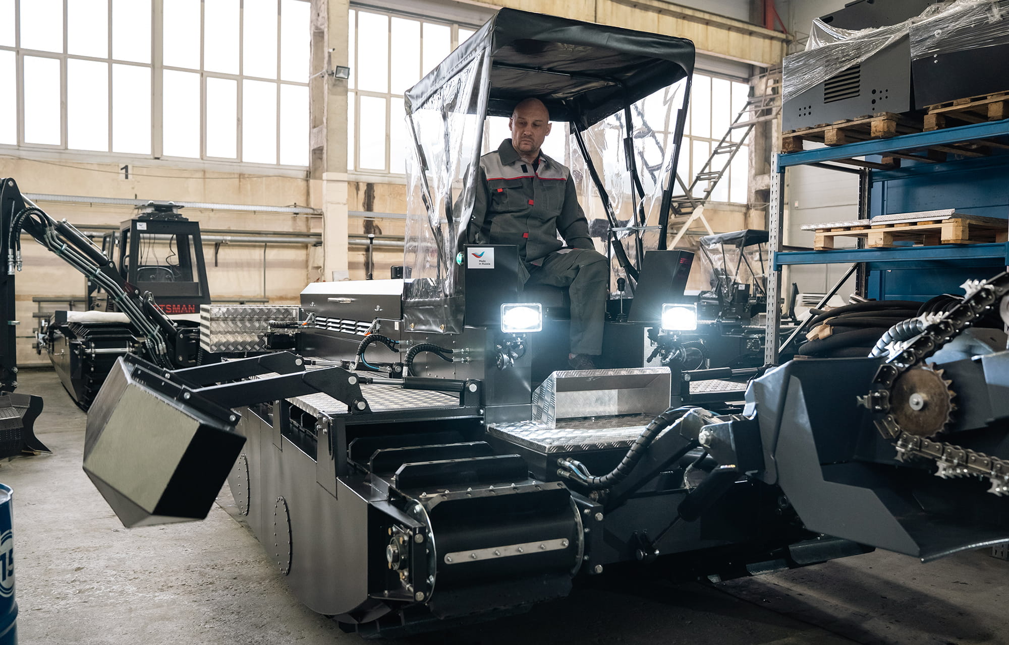 В Тверской области выпустили уникальные самоходные машины-амфибии