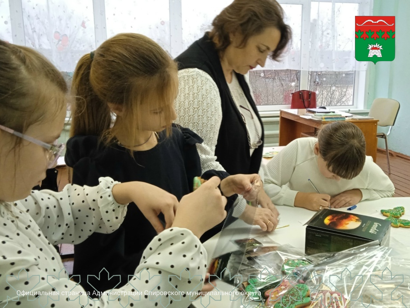 В новогодние праздники муниципалитеты Тверской области передали участникам СВО подарки