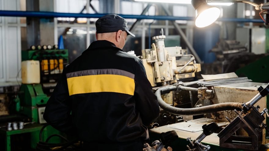 В Тверской области обучают сотрудников предприятий оборонно-промышленного комплекса