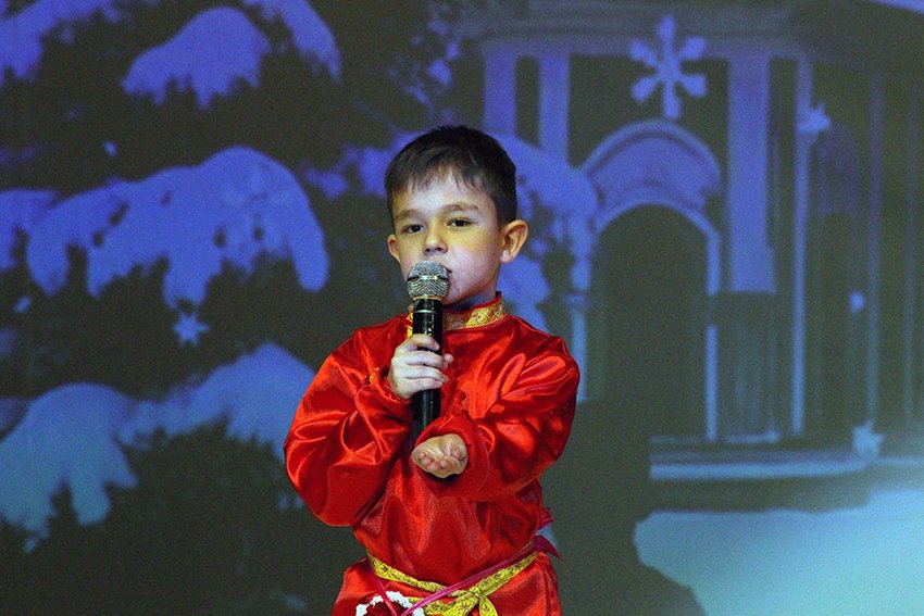 В Торопце провели рождественский фестиваль