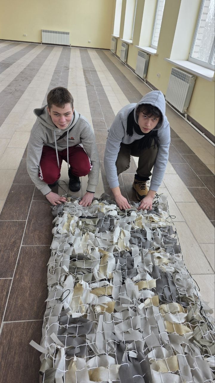 Из Тверской области в зону СВО отправили маскировочные сети и костюмы Лешего