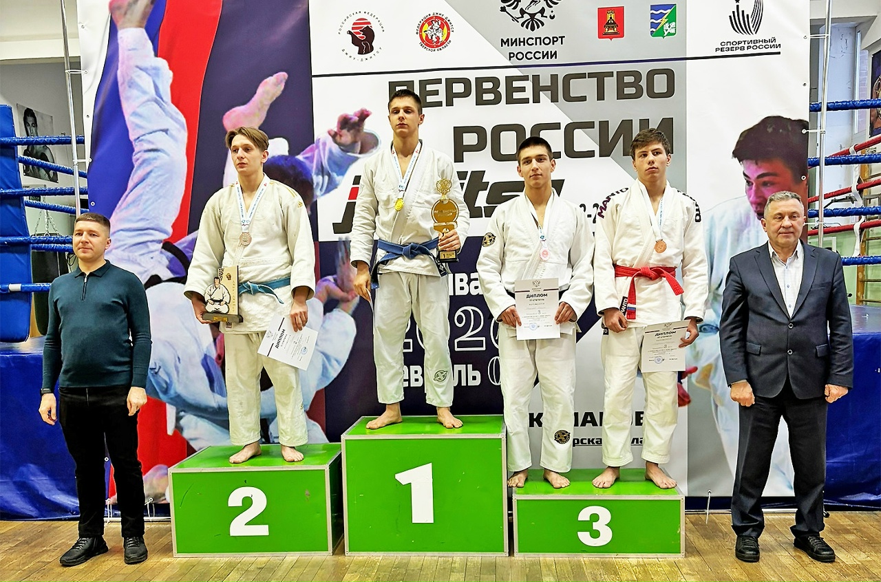 Спортсмены из Тверской области завоевали три золота российской пробы по джиу-джитсу