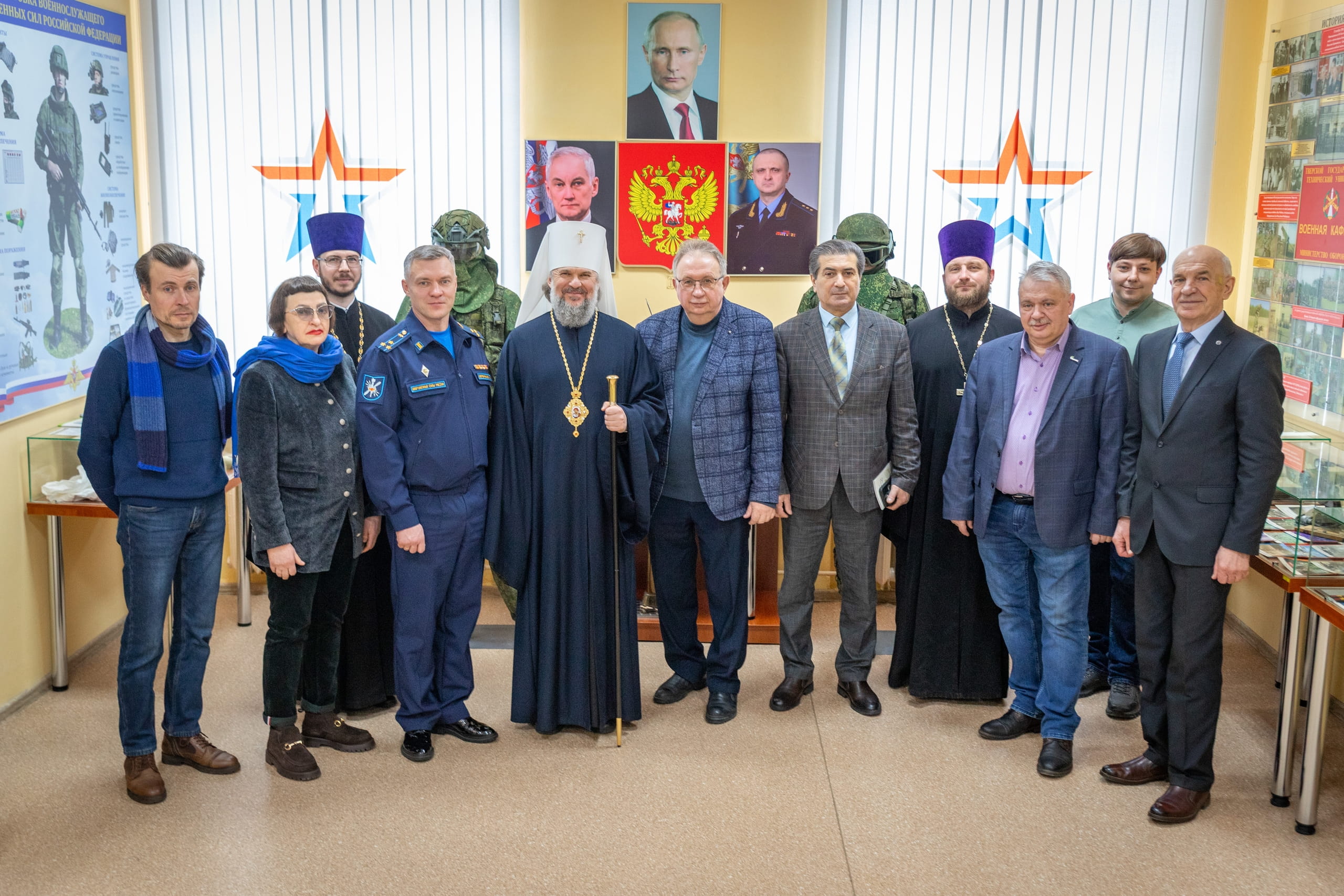 В преддверии Дня защитника Отечества ВУЦ ТвГТУ посетил митрополит Тверской и Кашинский Амвросий
